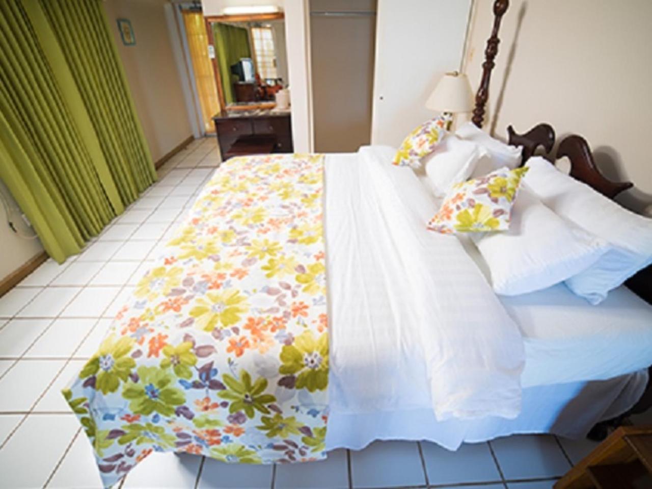 Treasure Beach Hotel Eksteriør billede